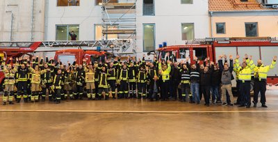 Feuerwehren testen intelligente Rettung im Smart Home Feuerwehren testen intelligente Rettung im Smart Home