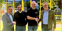 Zwei Handwerker mit starker Stimme