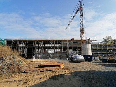 Die Fassade kommt Die Fassade kommt