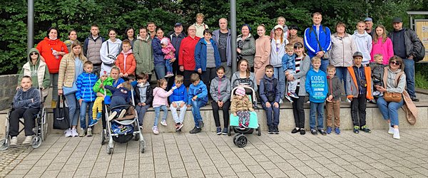 Ukrainische Familien besuchten Zoo
