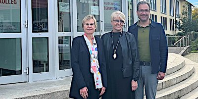 Berufskolleg auch am Standort Büren Berufskolleg auch am Standort Büren