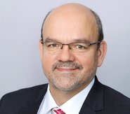 Politik muss Weichen für Wirtschaft stellen Politik muss Weichen für Wirtschaft stellen