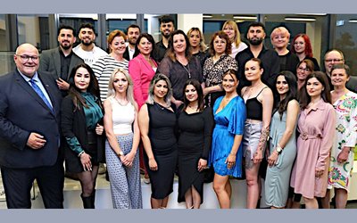 Alle Auszubildenden haben Prüfung bestanden Alle Auszubildenden haben Prüfung bestanden