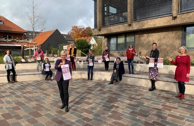 Aktion 'Brötchentüte' - Gewalt kommt nicht in die Tüte Aktion 'Brötchentüte' - Gewalt kommt nicht in die Tüte