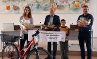 Präsentkörbe an drei Stadtradeln-Teilnehmende