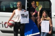 Freuen sich auf die Sommerferien 2019: v.l. Carolin Klute, Jugendarbeit, Niels Kalwa, Bundesfreiwilligendienstleistender und Nina Harmuth, Jugendarbeit.