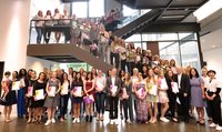 141 Absolventinnen und Absolventen verabschiedet