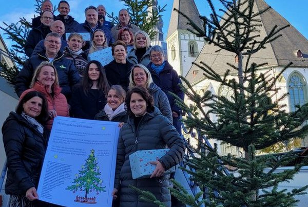 Weihnachtswunschbaumaktion 2022 