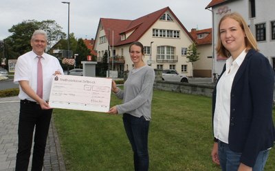 Pater-Meier Stiftung erhält Spende Pater-Meier Stiftung erhält Spende