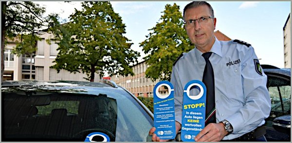 Die Polizei warnt: Das Auto ist kein Tresor