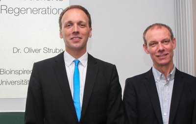 er Strube (links) und Prof. Dr. Johannes Blömer