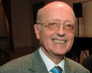 Mit Kulturnadel 2021 ausgezeichnet Mit Kulturnadel 2021 ausgezeichnet