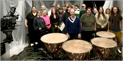 Detmold (as). Ein besonderer Videodreh in Detmold: Unter der Leitung von Prof. Georgij Pestov haben Studierende der Technischen Hochschule Ostwestfalen-Lippe ein Musikvideo für den Solopaukisten Wieland Welzel realisiert. 