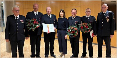 Mit Feuerwehr-Ehrenkreuz in Gold geehrt