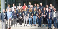 15 Schülerinnen und Schüler  am Centrum für Biotechnologie
