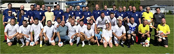 Fußball: Ratauswahl nicht zu bezwingen