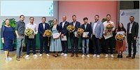 Absolventen der Universität feierlich verabschiedet