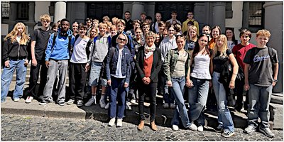 Schülergruppe aus Helsinki zu Gast am Rathaus