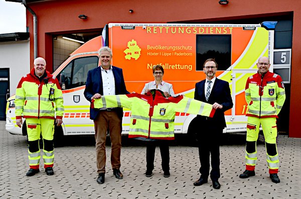  Einheitliche Schutzkleidung für Rettungsdienst 