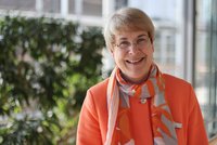 Dr. Anne Bunte bittet  um Mithilfe