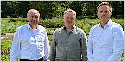 Quellgebiet Gellinghauser Bach: Der ehemals an den linken Talrand verlegte Bach wurde wieder in die Fläche geleitet.