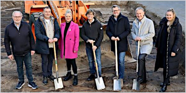 Spatenstich für den Anbau der Realschule Spatenstich für den Anbau der Realschule
