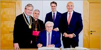 Steinmeier und Wüst im Goldenen Buch verewigt
