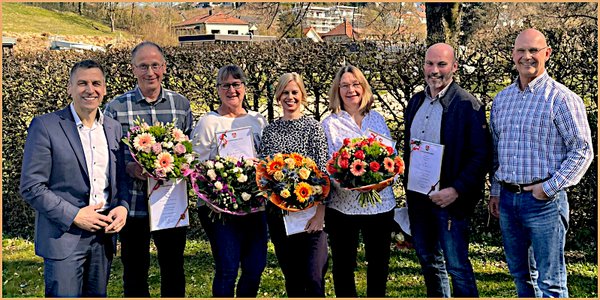 Stadt Büren ehrt fünf Dienstjubiare