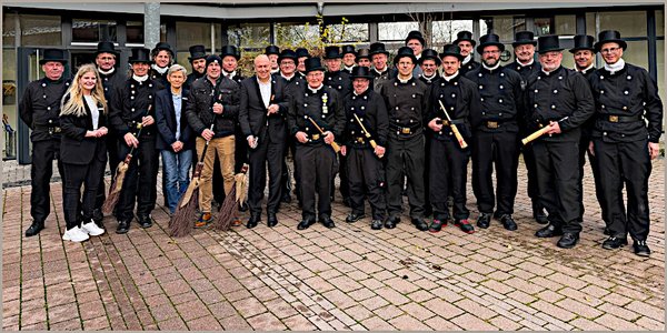Schonsteinfeger wünschen Glück zum neuen Jahr
