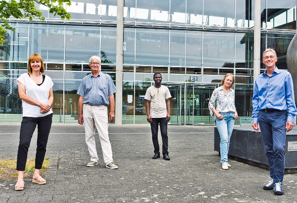 18 Kinder beim Feriensprachkursus Deutsch