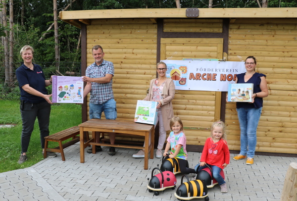 "Marienkäfer" und "Bienen" für die Kinder