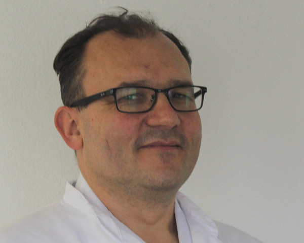 Mariusz Tomala ist neuer Oberarzt am  St. Johannisstift