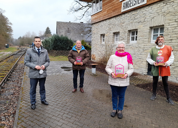 Erster Heimat-Preis in Büren verliehen