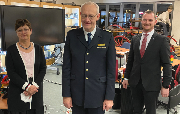 Ausschuss dankt scheidendem Feuerwehrchef