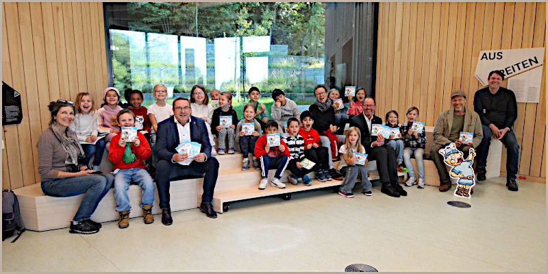 Hermaennchen untersucht das Klima